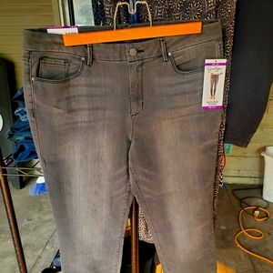 Jessica Simpson, Size 14/32, High Rise Skinny